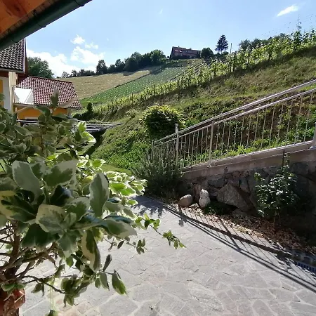 Stoff Kitzeck im Sausal